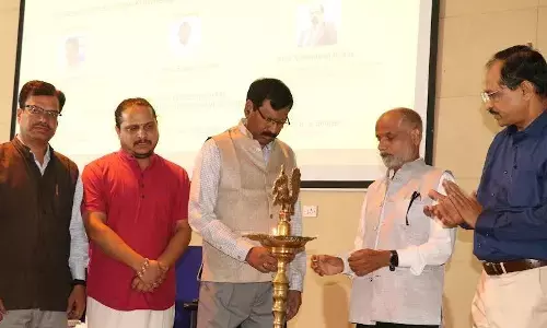 ಕಲಬುರಗಿ | ಆಧುನಿಕ ಶಿಕ್ಷಣದಲ್ಲಿ ಮೌಲ್ಯಗಳ ಕೊರತೆಯಿಂದ ಸಮಾಜದಲ್ಲಿ ಅರಾಜಕತೆ ಸೃಷ್ಠಿ : ಬಟ್ಟು ಸತ್ಯನಾರಾಯಣ