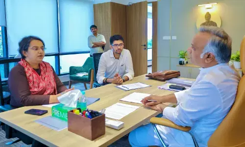 ಕಲಬುರಗಿಯಲ್ಲಿ ಎಸೆಸೆಲ್ಸಿ, ಪಿಯುಸಿ ಪರೀಕ್ಷೆಗಳ ಫಲಿತಾಂಶ ಸುಧಾರಣೆಗೆ ಅಗತ್ಯ ಕ್ರಮ: ಅಧಿಕಾರಿಗಳಿಗೆ ಪ್ರಿಯಾಂಕ್ ಖರ್ಗೆ ಸೂಚನೆ