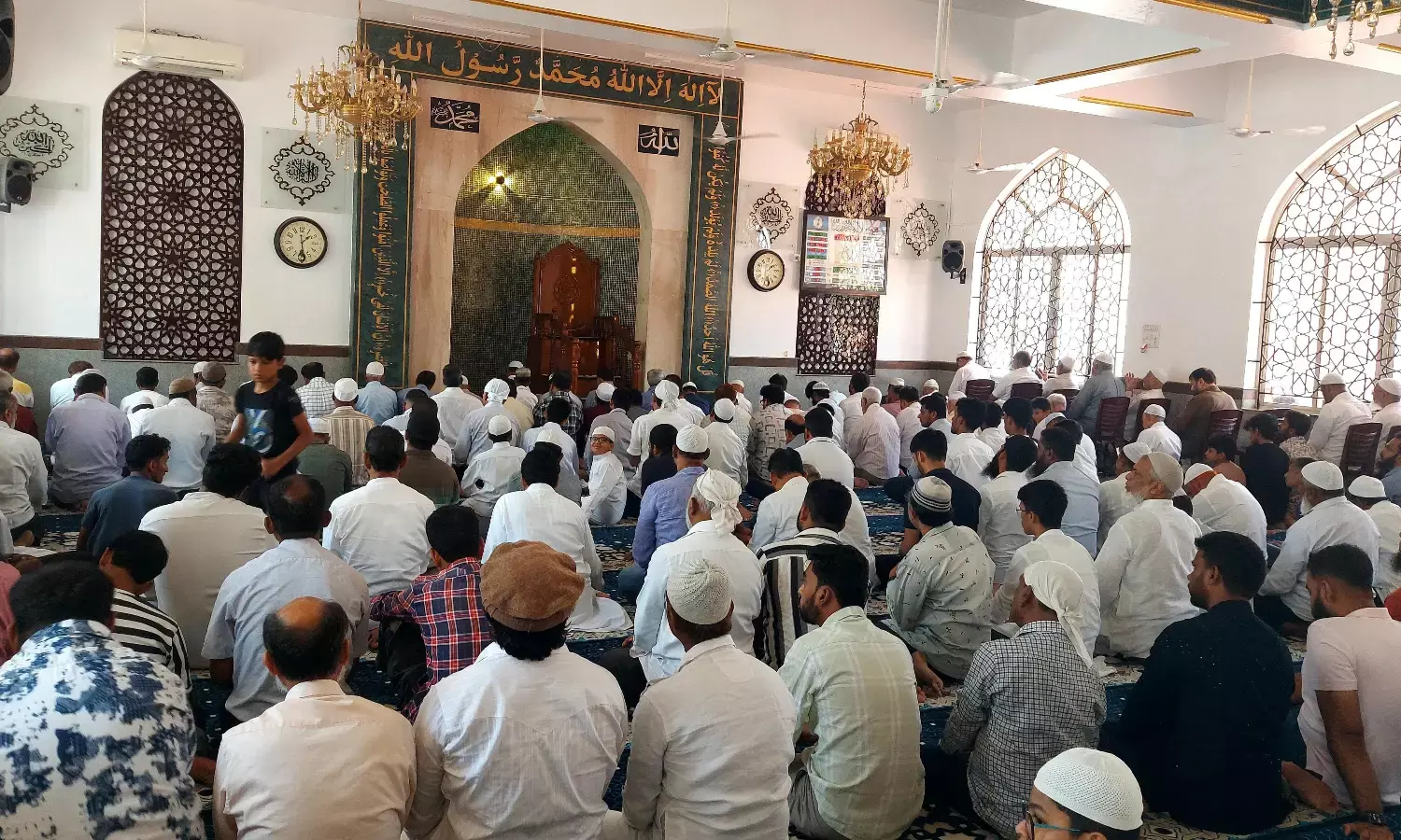 ಭಾರತೀಯ ಸೈನಿಕರಿಗಾಗಿ ಮಸೀದಿಗಳಲ್ಲಿ ವಿಶೇಷ ಪ್ರಾರ್ಥನೆ