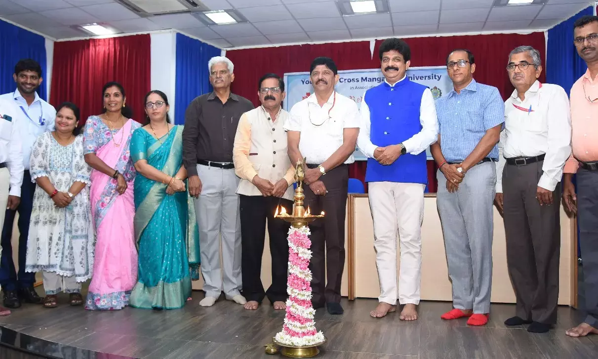 ವಿದ್ಯಾರ್ಥಿಗಳಲ್ಲಿ ಸೇವಾ ಮನೋಭಾವನೆಗೆ ಯುವ ರೆಡ್‌ಕ್ರಾಸ್ ಪ್ರೇರಣೆ: ಸಿಎ ಶಾಂತಾರಾಮ ಶೆಟ್ಟಿ