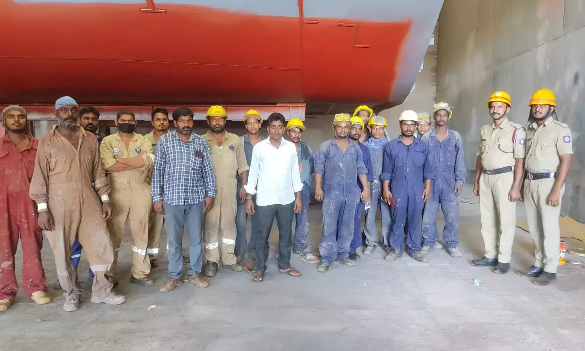 ಮಲ್ಪೆಯಲ್ಲಿ ಅಗ್ನಿಶಾಮಕ ದಳದಿಂದ ನಾಗರಿಕ ರಕ್ಷಣಾ ಅಣಕು ಕಾರ್ಯಾಚರಣೆ