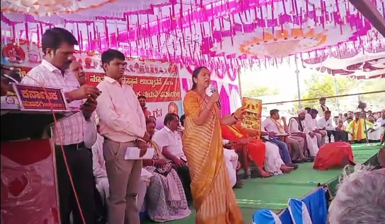 ಯಾದಗಿರಿ | ದೇವಸ್ಥಾನ ದರ್ಶನದಿಂದ ಮನಸ್ಸಿಗೆ ಸಂತೋಷ ಲಭಿಸಲಿದೆ : ಸಿದ್ದರಾಮಾನಂದಪುರಿ ಶ್ರೀ