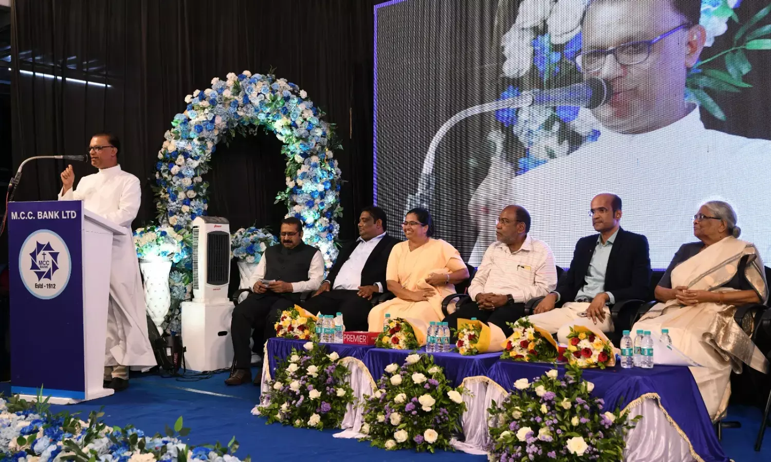 ಮಂಗಳೂರು: ಎಂಸಿಸಿ ಬ್ಯಾಂಕಿನಲ್ಲಿ ಸಂಸ್ಥಾಪಕರ ದಿನಾಚರಣೆ