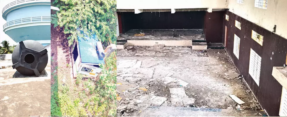 ನಿರ್ವಹಣೆಯಿಲ್ಲದೆ ಪಾಳು ಬಿದ್ದ ಬಾಬು ಜಗಜೀವನರಾಮ್ ಭವನ ನಿರ್ವಹಣೆಯಿಲ್ಲದೆ ಪಾಳು ಬಿದ್ದ ಬಾಬು ಜಗಜೀವನರಾಮ್ ಭವನ