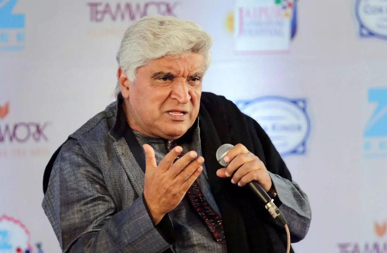 ಈಡಿ, ಸಿಬಿಐ ದಾಳಿ ಭೀತಿಯಿಂದ ಬಾಲಿವುಡ್ ತಾರೆಯರು ಸರಕಾರವನ್ನು ಟೀಕಿಸುವುದಿಲ್ಲ: ಜಾವೇದ್ ಅಖ್ತರ್