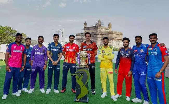 ಮೇ17 ರಿಂದ ಐಪಿಎಲ್ ಪಂದ್ಯಾವಳಿ ಪುನಾರಾರಂಭ ಮೇ17 ರಿಂದ ಐಪಿಎಲ್ ಪಂದ್ಯಾವಳಿ ಪುನಾರಾರಂಭ