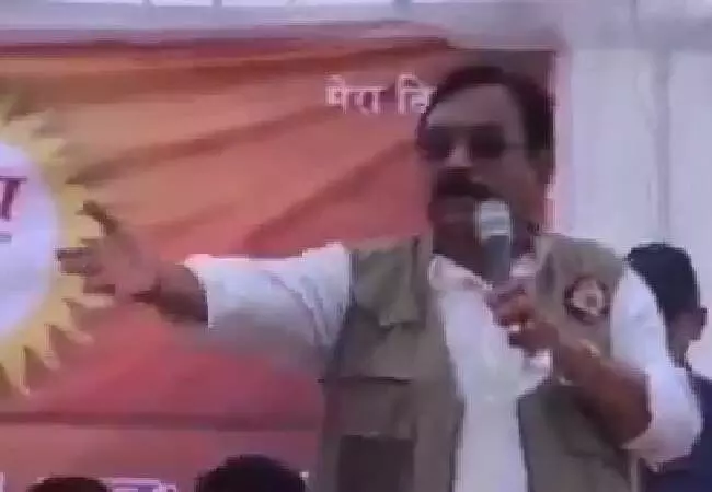 ಕರ್ನಲ್ ಸೋಫಿಯಾ ಖುರೇಷಿ ಬಗ್ಗೆ ವಿವಾದಾತ್ಮಕ ಹೇಳಿಕೆ ನೀಡಿದ ಬಿಜೆಪಿ ಸಚಿವ ಕರ್ನಲ್ ಸೋಫಿಯಾ ಖುರೇಷಿ ಬಗ್ಗೆ ವಿವಾದಾತ್ಮಕ ಹೇಳಿಕೆ ನೀಡಿದ ಬಿಜೆಪಿ ಸಚಿವ