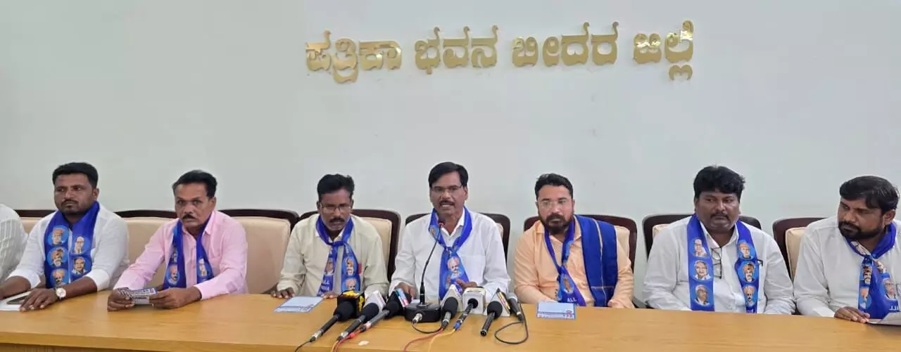 ಒಳಮೀಸಲಾತಿಯ ಬಗ್ಗೆ ಸರ್ಕಾರ ಹೆಚ್ಚು ಪ್ರಚಾರ ಮಾಡದಿದ್ದಕ್ಕೆ ಬೇಸರ ಇದೆ: ದತ್ತು ಸೂರ್ಯವಂಶಿ ಒಳಮೀಸಲಾತಿಯ ಬಗ್ಗೆ ಸರ್ಕಾರ ಹೆಚ್ಚು ಪ್ರಚಾರ ಮಾಡದಿದ್ದಕ್ಕೆ ಬೇಸರ ಇದೆ: ದತ್ತು ಸೂರ್ಯವಂಶಿ