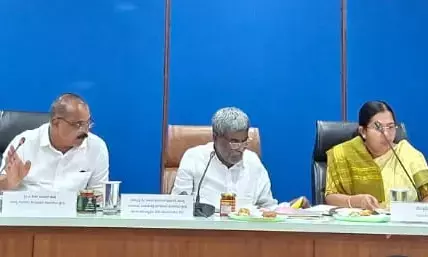 ಉಡುಪಿ ಜಿಲ್ಲೆಯಲ್ಲಿ ಕೊರಗರ ಬಗ್ಗೆ ನಿಷ್ಕಾಳಜಿ; ಐಟಿಡಿಪಿ ಅಧಿಕಾರಿಗಳನ್ನು ತರಾಟೆಗೆ ತೆಗೆದುಕೊಂಡ ಜನಪ್ರತಿನಿಧಿಗಳು