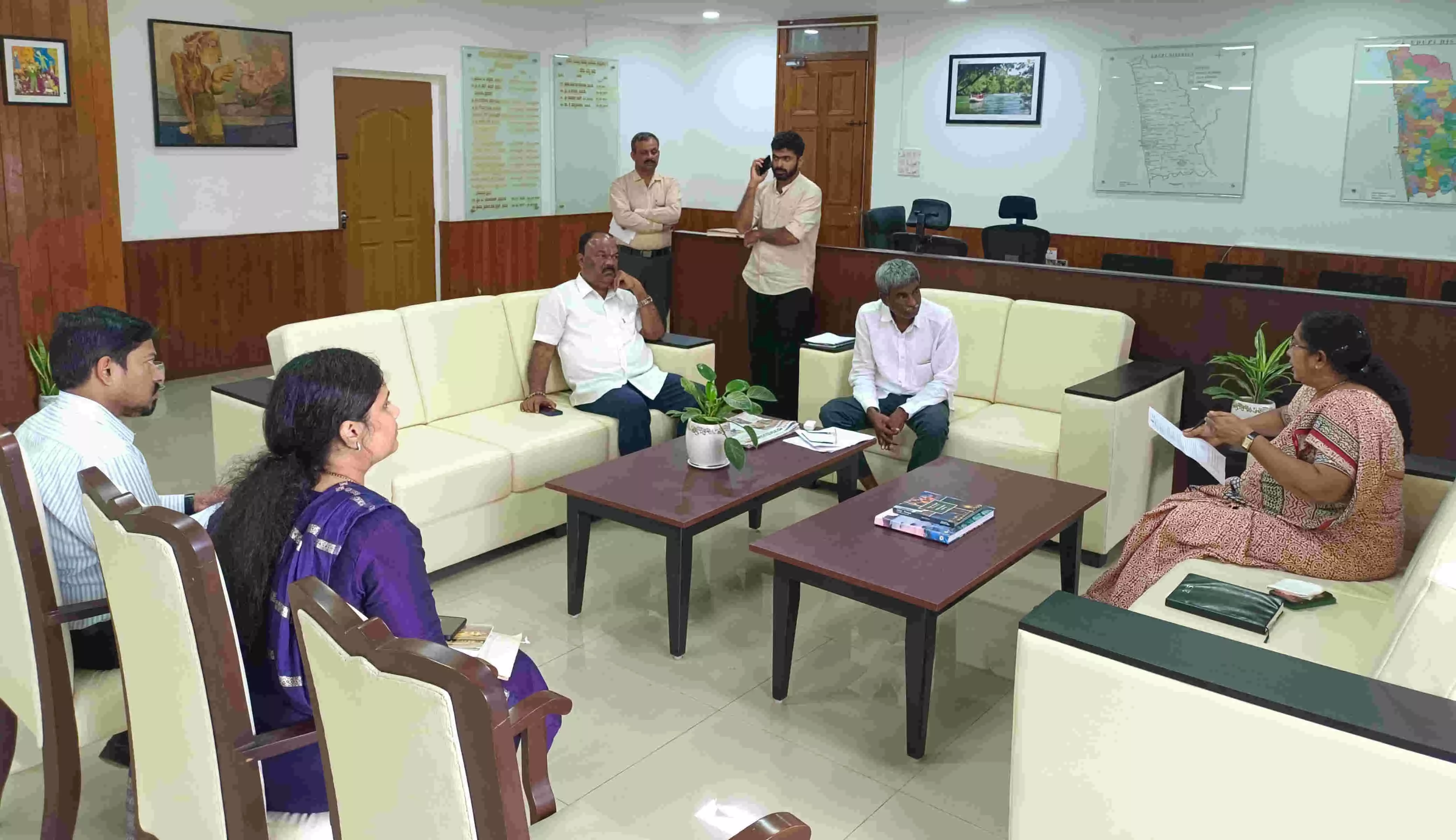 ನಗರ, ಗ್ರಾಮಾಂತರ ಯೋಜನಾ ಪ್ರಾಧಿಕಾರಕ್ಕೆ ಸಂಬಂಧಿಸಿ ಸಮಸ್ಯೆಗಳ ಬಗ್ಗೆ ಉಡುಪಿ ಡಿಸಿ ಜೊತೆ ಚರ್ಚೆ ನಗರ, ಗ್ರಾಮಾಂತರ ಯೋಜನಾ ಪ್ರಾಧಿಕಾರಕ್ಕೆ ಸಂಬಂಧಿಸಿ ಸಮಸ್ಯೆಗಳ ಬಗ್ಗೆ ಉಡುಪಿ ಡಿಸಿ ಜೊತೆ ಚರ್ಚೆ