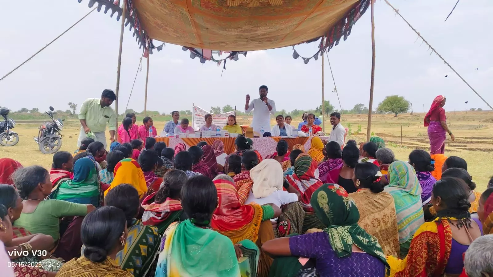 ಯಾದಗಿರಿ | ಬೆಳಗೆರಾ ಗ್ರಾಮದ ಮಹಾತ್ಮ ಗಾಂಧಿ ರಾಷ್ಟ್ರೀಯ ಉದ್ಯೋಗ ಖಾತ್ರಿಯ ಕಾರ್ಮಿಕರಿಗೆ ಆರೋಗ್ಯ ತಪಾಸಣೆ ಶಿಬಿರ ಯಾದಗಿರಿ | ಬೆಳಗೆರಾ ಗ್ರಾಮದ ಮಹಾತ್ಮ ಗಾಂಧಿ ರಾಷ್ಟ್ರೀಯ ಉದ್ಯೋಗ ಖಾತ್ರಿಯ ಕಾರ್ಮಿಕರಿಗೆ ಆರೋಗ್ಯ ತಪಾಸಣೆ ಶಿಬಿರ