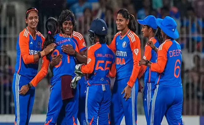 ಇಂಗ್ಲೆಂಡ್ ವಿರುದ್ಧದ ಸರಣಿಗೆ ಭಾರತೀಯ ಮಹಿಳಾ ಕ್ರಿಕೆಟ್ ತಂಡ ಪ್ರಕಟ