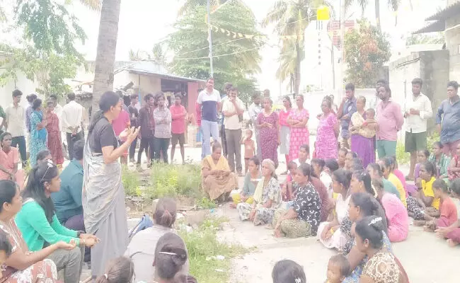 ರಾಮನಗರ ಬಾಲಕಿಯ ಕೊಲೆ ಪ್ರಕರಣ : ಸಮಗ್ರ ತನಿಖೆಗೆ ಆಗ್ರಹ ರಾಮನಗರ ಬಾಲಕಿಯ ಕೊಲೆ ಪ್ರಕರಣ : ಸಮಗ್ರ ತನಿಖೆಗೆ ಆಗ್ರಹ