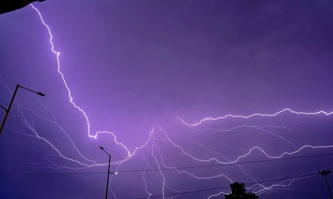 ಮಾವೋವಾದಿ ವಿರೋಧಿ ಕಾರ್ಯಾಚರಣೆಯ ವೇಳೆ ಸಿಡಿಲು ಬಡಿದು ಸಿಆರ್‌ಪಿಎಫ್‌ ಅಧಿಕಾರಿ ಮೃತ್ಯು