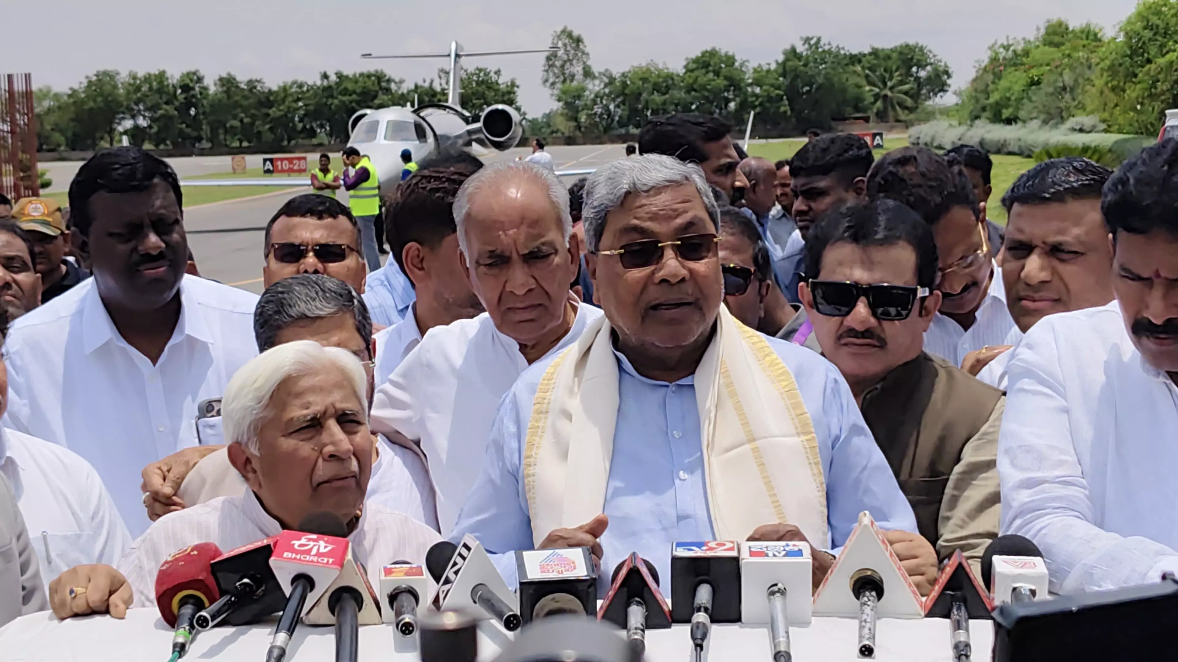 ಗಂಗಾವತಿ ಉಪಚುನಾವಣೆಯಲ್ಲಿ ಕಾಂಗ್ರೆಸ್ ಗೆಲ್ಲಲಿದೆ : ಸಿಎಂ ಸಿದ್ದರಾಮಯ್ಯ ವಿಶ್ವಾಸ ಗಂಗಾವತಿ ಉಪಚುನಾವಣೆಯಲ್ಲಿ ಕಾಂಗ್ರೆಸ್ ಗೆಲ್ಲಲಿದೆ : ಸಿಎಂ ಸಿದ್ದರಾಮಯ್ಯ ವಿಶ್ವಾಸ