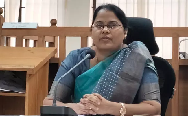 ಯಾದಗಿರಿ | ಮೇ 18ರಂದು ನಾಗರಿಕ ರಕ್ಷಣಾ ʼಅಣಕು ಪ್ರದರ್ಶನʼ : ಜಿಲ್ಲಾಧಿಕಾರಿ ಡಾ.ಸುಶೀಲಾ ಬಿ. ಯಾದಗಿರಿ | ಮೇ 18ರಂದು ನಾಗರಿಕ ರಕ್ಷಣಾ ʼಅಣಕು ಪ್ರದರ್ಶನʼ : ಜಿಲ್ಲಾಧಿಕಾರಿ ಡಾ.ಸುಶೀಲಾ ಬಿ.