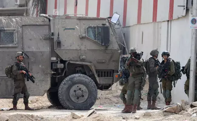 ಪಶ್ಚಿಮದಂಡೆ: ಇಸ್ರೇಲ್ ಸೇನೆಯಿಂದ ಐವರು ಫೆಲೆಸ್ತೀನೀಯರ ಹತ್ಯೆ ಪಶ್ಚಿಮದಂಡೆ: ಇಸ್ರೇಲ್ ಸೇನೆಯಿಂದ ಐವರು ಫೆಲೆಸ್ತೀನೀಯರ ಹತ್ಯೆ