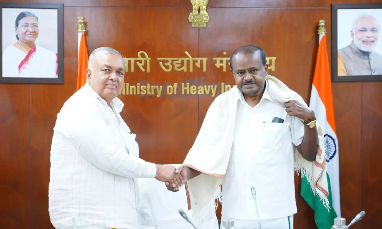 ಪಿಎಂ ಇ-ಡ್ರೈವ್ ಯೋಜನೆ | ಹಂತ-ಹಂತವಾಗಿ ಕರ್ನಾಟಕಕ್ಕೆ ಎಲೆಕ್ಟ್ರಿಕ್ ಬಸ್ಸುಗಳ ಹಂಚಿಕೆ : ಎಚ್‌.ಡಿ.ಕುಮಾರಸ್ವಾಮಿ