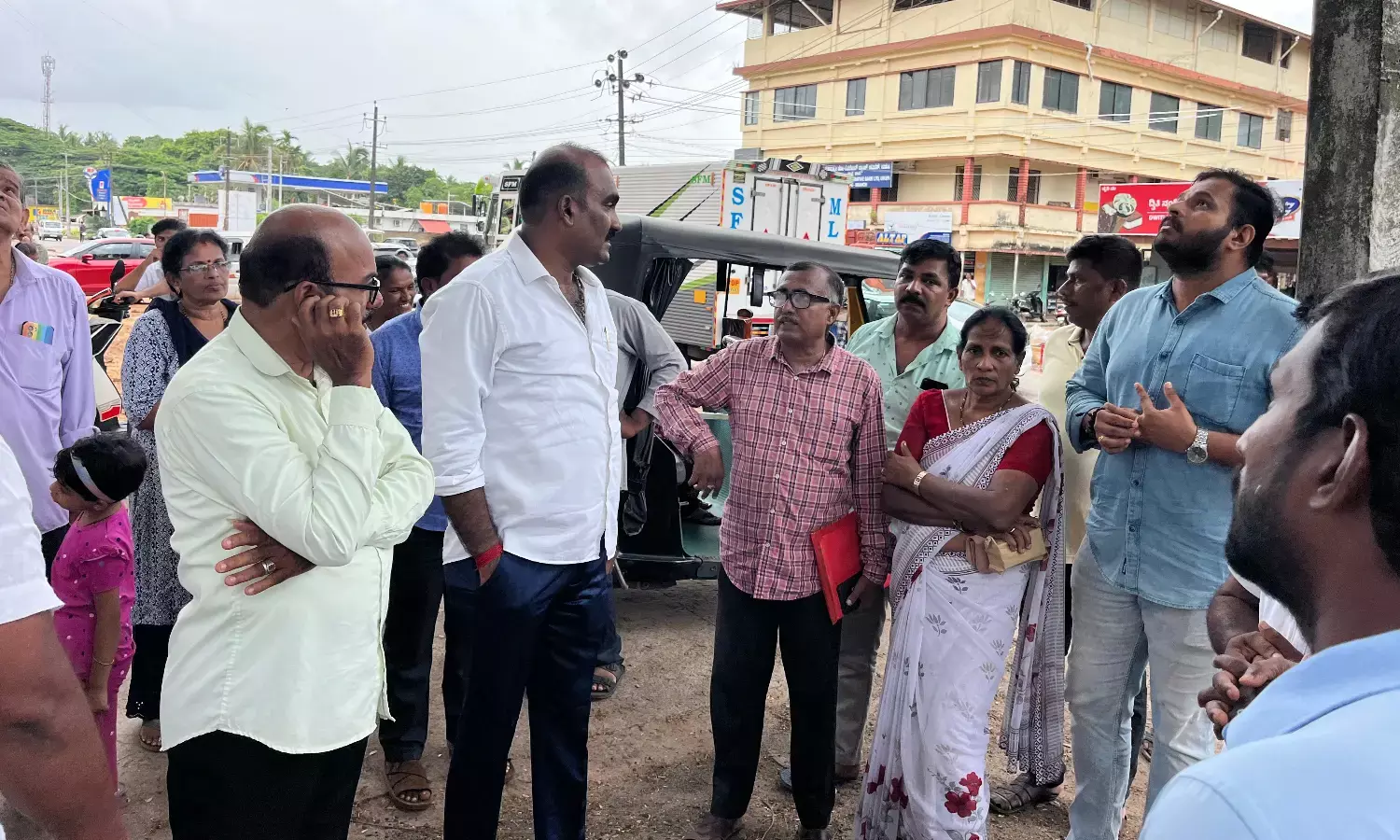 ಮಲ್ಪೆ-ಆದಿಉಡುಪಿ ರಾಷ್ಟ್ರೀಯ ಹೆದ್ದಾರಿ ಕಾಮಗಾರಿ| ಬಸ್ ನಿಲ್ದಾಣಗಳಿಲ್ಲದೆ ಸಮಸ್ಯೆ: ಶಾಸಕರಿಂದ ಪರಿಶೀಲನೆ