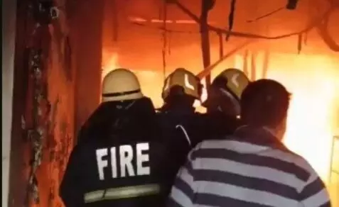 ಹೈದರಾಬಾದ್ | ಚಾರ್‌ಮಿನಾರ್‌ ಸಮೀಪದ ಕಟ್ಟಡದಲ್ಲಿ ಭಾರಿ ಅಗ್ನಿ ಅವಘಡ: ಕನಿಷ್ಠ 17 ಮಂದಿ ಮೃತ್ಯು