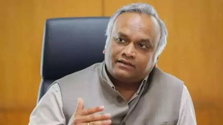 ಕೇಂದ್ರ ಸರಕಾರ ಅಮೆರಿಕದ ಆಣತಿಯಂತೆ ನಡೆಯುತ್ತಿರುವುದೇಕೆ? : ಪ್ರಿಯಾಂಕ್ ಖರ್ಗೆ ಕೇಂದ್ರ ಸರಕಾರ ಅಮೆರಿಕದ ಆಣತಿಯಂತೆ ನಡೆಯುತ್ತಿರುವುದೇಕೆ? : ಪ್ರಿಯಾಂಕ್ ಖರ್ಗೆ