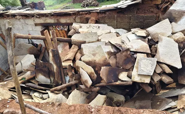 ಕಲಬುರಗಿ | ಮಳೆಯಿಂದ ಮನೆಗೆ ಹಾನಿ