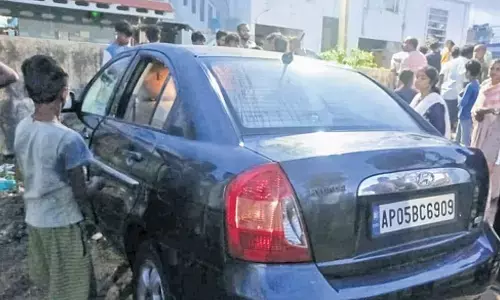 ಆಟವಾಡುತ್ತಿದ್ದಾಗ ಆಕಸ್ಮಿಕವಾಗಿ ಲಾಕ್ ಆದ ಕಾರು: 4 ಮಕ್ಕಳು ಉಸಿರುಗಟ್ಟಿ ಮೃತ್ಯು