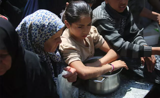 ವಿವೇಕಯುತ ರಾಷ್ಟ್ರವು ‘ಹವ್ಯಾಸ’ಕ್ಕಾಗಿ ಮಕ್ಕಳನ್ನು ಕೊಲ್ಲದು: ಗಾಝಾದಲ್ಲಿ ಇಸ್ರೇಲ್ನ ನರಮೇಧಕ್ಕೆ ವಿಪಕ್ಷ ನಾಯಕ ಗೋಲಾನ್ ಖಂಡನೆ ವಿವೇಕಯುತ ರಾಷ್ಟ್ರವು ‘ಹವ್ಯಾಸ’ಕ್ಕಾಗಿ ಮಕ್ಕಳನ್ನು ಕೊಲ್ಲದು: ಗಾಝಾದಲ್ಲಿ ಇಸ್ರೇಲ್ನ ನರಮೇಧಕ್ಕೆ ವಿಪಕ್ಷ ನಾಯಕ ಗೋಲಾನ್ ಖಂಡನೆ