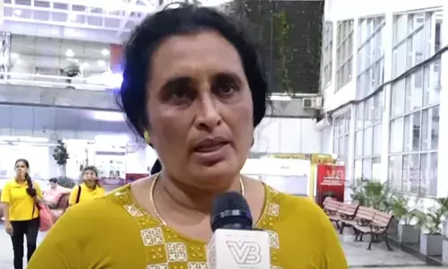 “ನನ್ನ ಮಗಳು ಧೈರ್ಯವಂತೆ, ಆತ್ಮಹತ್ಯೆ ಮಾಡಿಕೊಳ್ಳುವಂಥವಳಲ್ಲ”: ಪಂಜಾಬ್ ನಲ್ಲಿ ಮೃತಪಟ್ಟ ಆಕಾಂಕ್ಷಾ ತಾಯಿ