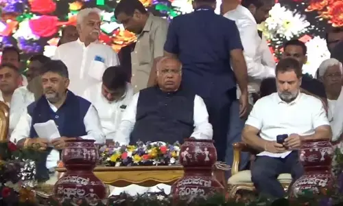 ಹೊಸಪೇಟೆ | ಸಾಧನಾ ಸಮಾವೇಶ : ರಾಹುಲ್ ಗಾಂಧಿ, ಮಲ್ಲಿಕಾರ್ಜುನ ಖರ್ಗೆ ಭಾಗಿ