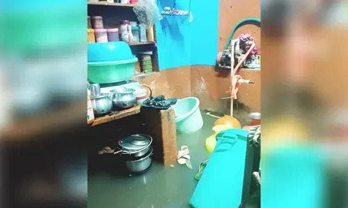 ಮಳೆಗೆ ಮುಳುಗಿದ ವಿನಾಯಕನಗರ ಕೊಳಚೆ ಪ್ರದೇಶ: ಸಂಕಷ್ಟದಲ್ಲಿ ಸಾವಿರಕ್ಕೂ ಅಧಿಕ ಕುಟುಂಬಗಳು