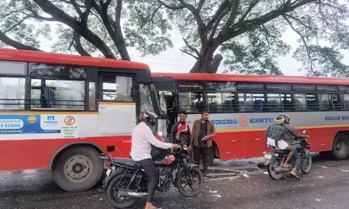 ಮೈಸೂರು | ಕೆಎಸ್ಸಾರ್ಟಿಸಿ ಬಸ್‌ಗಳ ನಡುವೆ ಢಿಕ್ಕಿ : 35ಕ್ಕೂ ಹೆಚ್ಚು ಮಂದಿಗೆ ಗಾಯ