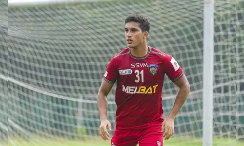 ಉರುಗ್ವೆಯ ಕೊಲನ್ ಫುಟ್ಬಾಲ್ ತಂಡಕ್ಕೆ ಬಿಜಯ್ ಛೇತ್ರಿ ಸೇರ್ಪಡೆ; ಪೂರ್ಣಕಾಲಿಕ ಗುತ್ತಿಗೆ ಪಡೆದ ಮೊದಲ ಭಾರತೀಯ ಫುಟ್ಬಾಲಿಗ