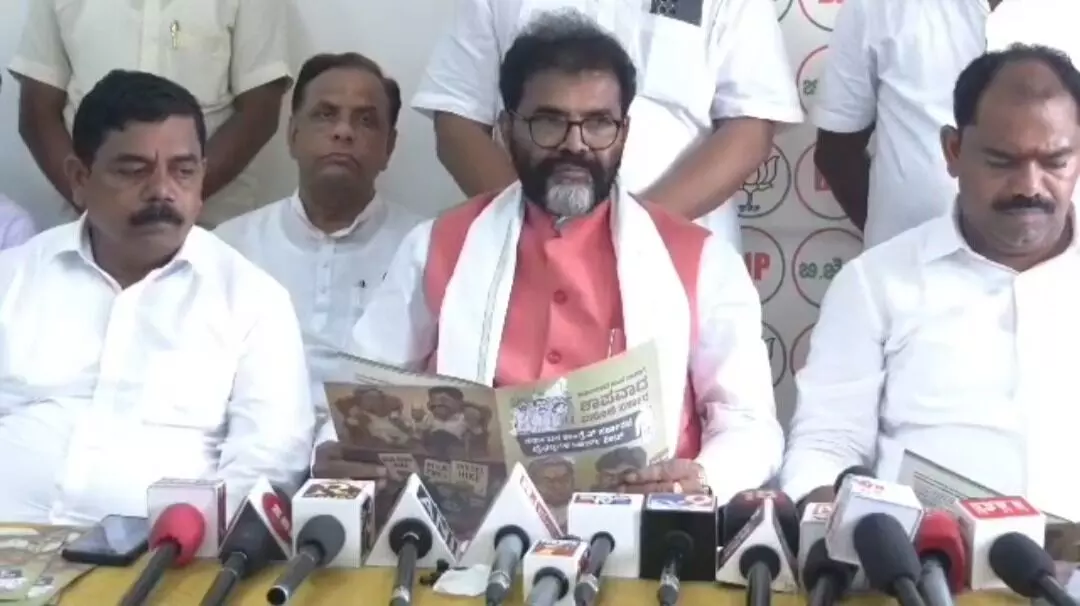 Photo of Press meet Photo of Press meet