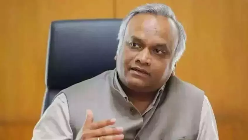 Photo of Priyank Kharge Photo of Priyank Kharge