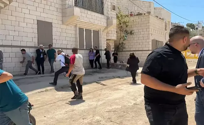 ಪಶ್ಚಿಮದಂಡೆಗೆ ಭೇಟಿ ನೀಡಿದ ರಾಜತಾಂತ್ರಿಕರ ಮೇಲೆ ಇಸ್ರೇಲ್ ನಿಂದ ಗುಂಡಿನ ದಾಳಿ: ವರದಿ