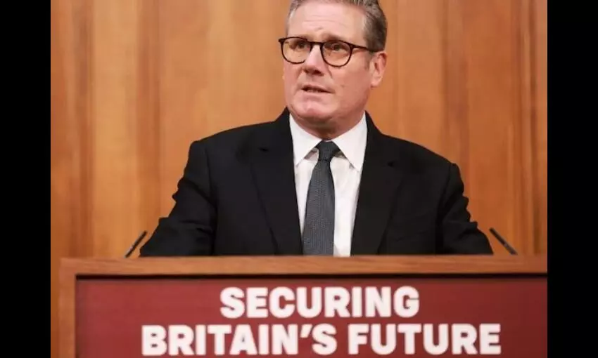 ಗಾಝಾ ಆಕ್ರಮಣ: ಇಸ್ರೇಲ್ ಜೊತೆ ವ್ಯಾಪಾರ ಮಾತುಕತೆ ನಿಲ್ಲಿಸಿದ ಬ್ರಿಟನ್ ಗಾಝಾ ಆಕ್ರಮಣ: ಇಸ್ರೇಲ್ ಜೊತೆ ವ್ಯಾಪಾರ ಮಾತುಕತೆ ನಿಲ್ಲಿಸಿದ ಬ್ರಿಟನ್