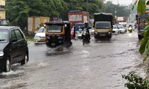 ರಾಜ್ಯಾದ್ಯಂತ ಮುಂಗಾರು ಪೂರ್ವ ಮಳೆಯ ಅಬ್ಬರ: ಸಿಡಿಲಾಘಾತಕ್ಕೆ ಒಂದೇ ದಿನ ಐವರು ಬಲಿ