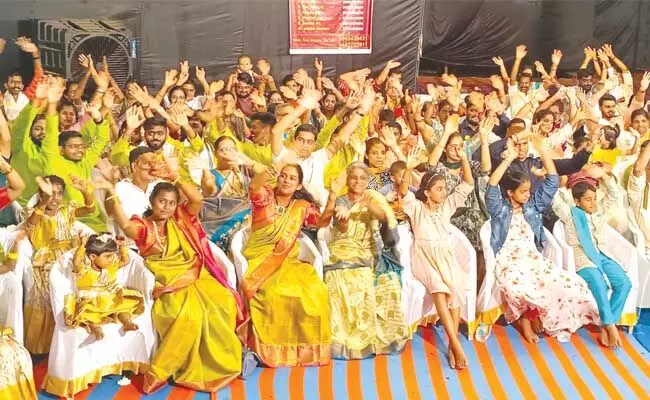 ಐದು ತಲೆಮಾರುಗಳನ್ನು ಒಗ್ಗೂಡಿಸಿದ ‘ಪುನರ್ಮಿಲನ’!