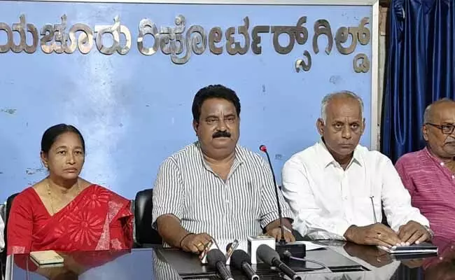 ರಾಯಚೂರು | ಜನಾಂದೋಲನಾ ಕೇಂದ್ರದಿಂದ ಎರಡು ದಿನ ಚಿಂತನ- ಮಂಥನ ಕಾರ್ಯಕ್ರಮ; ಬಿ.ಬಸವರಾಜ್ ರಾಯಚೂರು | ಜನಾಂದೋಲನಾ ಕೇಂದ್ರದಿಂದ ಎರಡು ದಿನ ಚಿಂತನ- ಮಂಥನ ಕಾರ್ಯಕ್ರಮ; ಬಿ.ಬಸವರಾಜ್