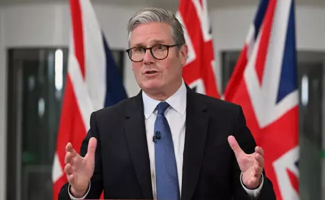 ಚಾಗೋಸ್ ದ್ವೀಪಗಳ ಒಪ್ಪಂದಕ್ಕೆ ಬ್ರಿಟನ್ ಸಹಿ ಚಾಗೋಸ್ ದ್ವೀಪಗಳ ಒಪ್ಪಂದಕ್ಕೆ ಬ್ರಿಟನ್ ಸಹಿ