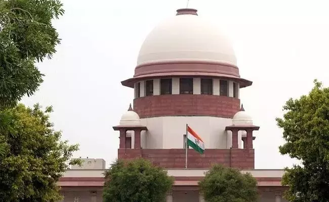 ಮೈಸೂರು ರಾಜವಂಶಸ್ಥರಿಗೆ 3,400 ಕೋಟಿ ರೂ. ಟಿಡಿಆರ್ ನೀಡುವಂತೆ ರಾಜ್ಯ ಸರಕಾರಕ್ಕೆ ಸುಪ್ರೀಂ ಕೋರ್ಟ್ ಆದೇಶ ಮೈಸೂರು ರಾಜವಂಶಸ್ಥರಿಗೆ 3,400 ಕೋಟಿ ರೂ. ಟಿಡಿಆರ್ ನೀಡುವಂತೆ ರಾಜ್ಯ ಸರಕಾರಕ್ಕೆ ಸುಪ್ರೀಂ ಕೋರ್ಟ್ ಆದೇಶ