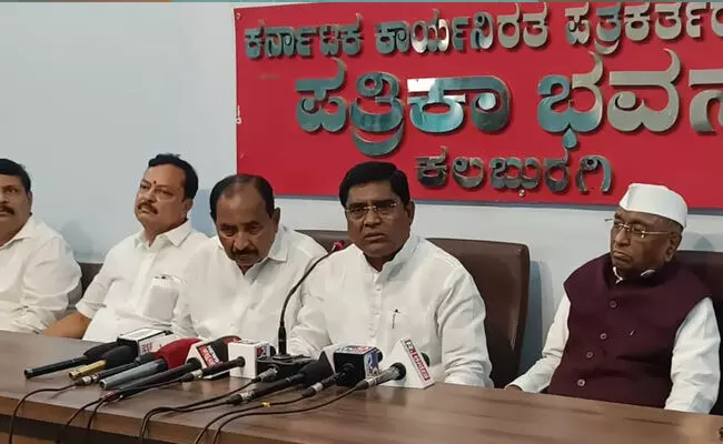 ಕಲಬುರಗಿ | ಪ್ರತಿಯೋರ್ವ ನಾಗರಿಕನಿಗೆ ಮೋದಿಯನ್ನು ಪ್ರಶ್ನಿಸುವ ಹಕ್ಕಿದೆ : ಜಗದೇವ ಗುತ್ತೇದಾರ್