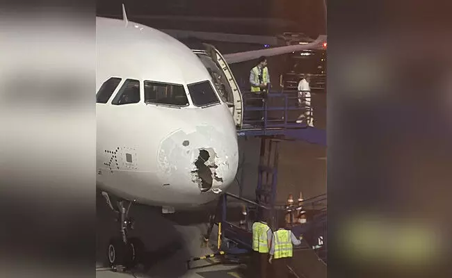 ಅಲಿಕಲ್ಲು ಮಳೆ, ಬಿರುಗಾಳಿಗೆ ಸಿಲುಕಿದ್ದ ಇಂಡಿಗೋ ವಿಮಾನ ಶ್ರೀನಗರದಲ್ಲಿ ಲ್ಯಾಂಡಿಂಗ್ ಮಾಡಿದ್ದೇ ರೋಚಕ!