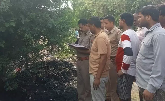 ಮೈಮೇಲೆ ಕಸದ ರಾಶಿ ಸುರಿದ ಪೌರ ಸಿಬ್ಬಂದಿ; ಮರದಡಿ ನಿದ್ದೆ ಮಾಡುತ್ತಿದ್ದ ವ್ಯಕ್ತಿ ಮೃತ್ಯು!