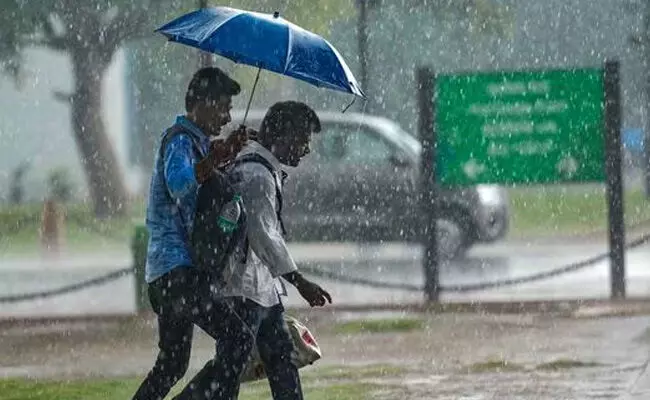 ವಾಡಿಕೆಗೆ ಮೊದಲೇ ಕೇರಳ ಕರಾವಳಿ ಪ್ರವೇಶಿಸಿದ ಮುಂಗಾರು