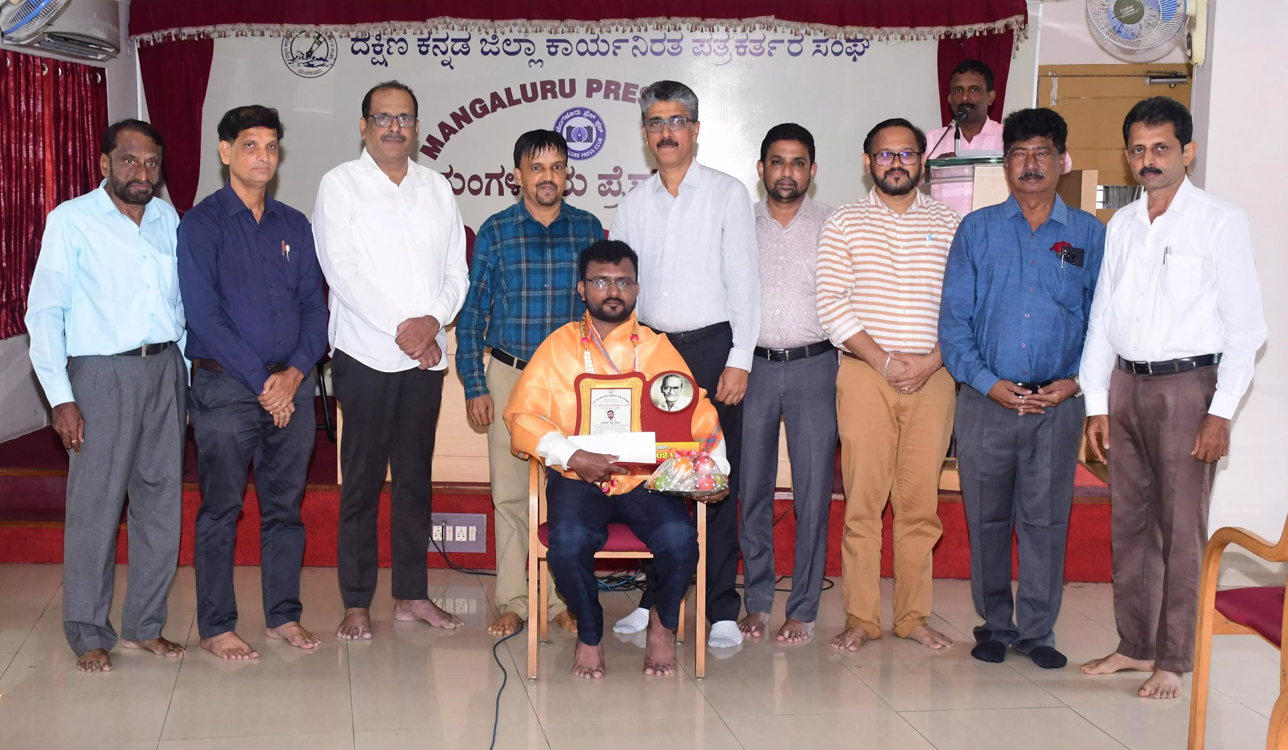 ಸಮಾಜದ ಮೇಲೆ ಸಕಾರಾತ್ಮಕ ಪರಿಣಾಮ ಬೀರುವ ವರದಿಗಳ ಅಗತ್ಯವಿದೆ: ಬದ್ರುದ್ಧೀನ್ ಮಾಣಿ ಸಮಾಜದ ಮೇಲೆ ಸಕಾರಾತ್ಮಕ ಪರಿಣಾಮ ಬೀರುವ ವರದಿಗಳ ಅಗತ್ಯವಿದೆ: ಬದ್ರುದ್ಧೀನ್ ಮಾಣಿ