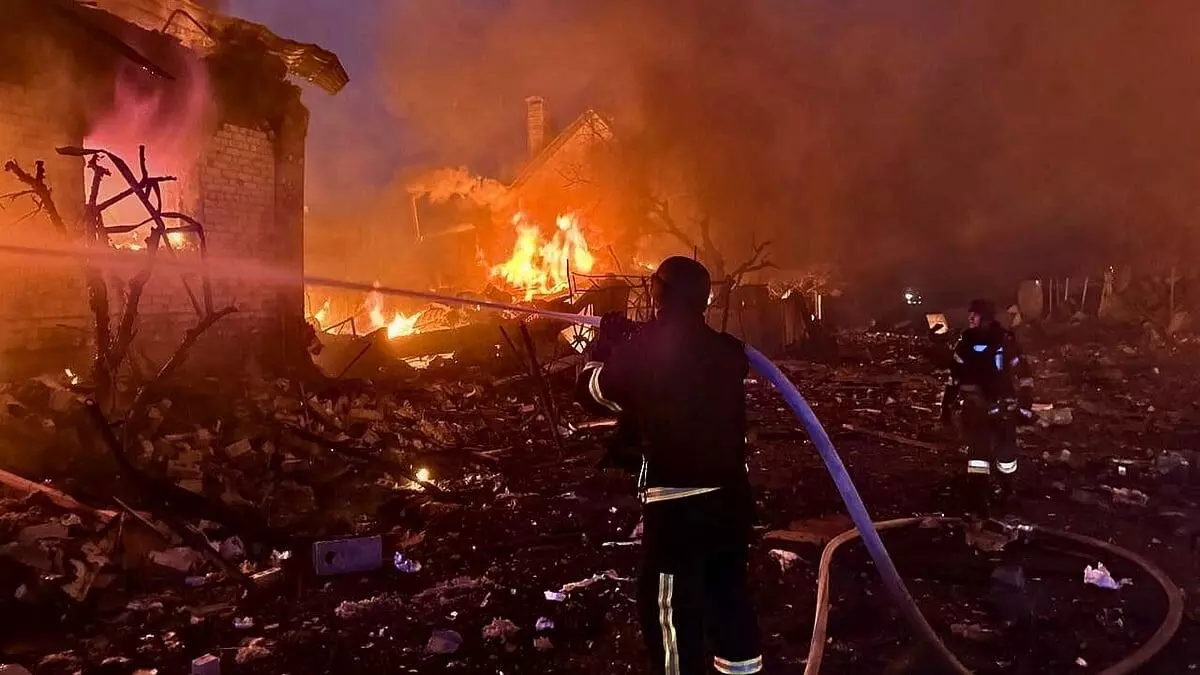 ಉಕ್ರೇನ್ ನಗರಗಳ ಮೇಲೆ ರಷ್ಯಾದಿಂದ ವಾಯುದಾಳಿ: ಮಕ್ಕಳು ಸೇರಿದಂತೆ 13 ಮಂದಿ ಮೃತ್ಯು, ಹಲವರಿಗೆ ಗಾಯ