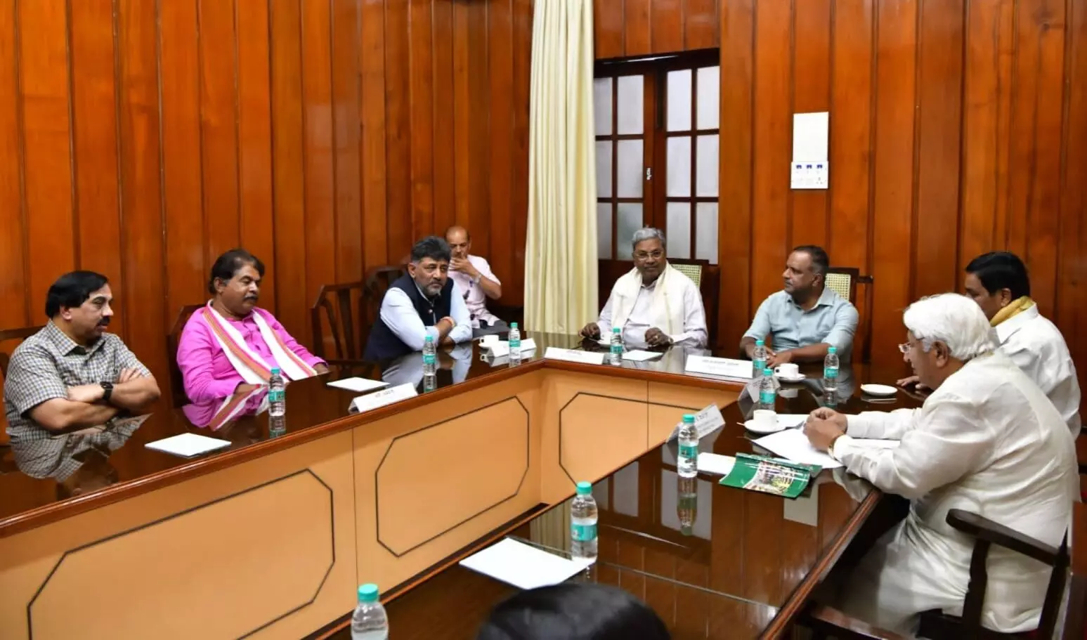 ಬಿಜೆಪಿಯ 18 ಮಂದಿ ಶಾಸಕರ ಅಮಾನತು ಆದೇಶ ವಾಪಸ್