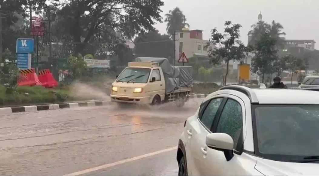 ದ.ಕ. ಜಿಲ್ಲೆಯಾದ್ಯಂತ ಭಾರೀ ಮಳೆ: ಮದ್ರಸಗಳಿಗೆ ರಜೆ ನೀಡಲು ಆಡಳಿತ ಮಂಡಳಿಗಳಿಗೆ ಸೂಚನೆ